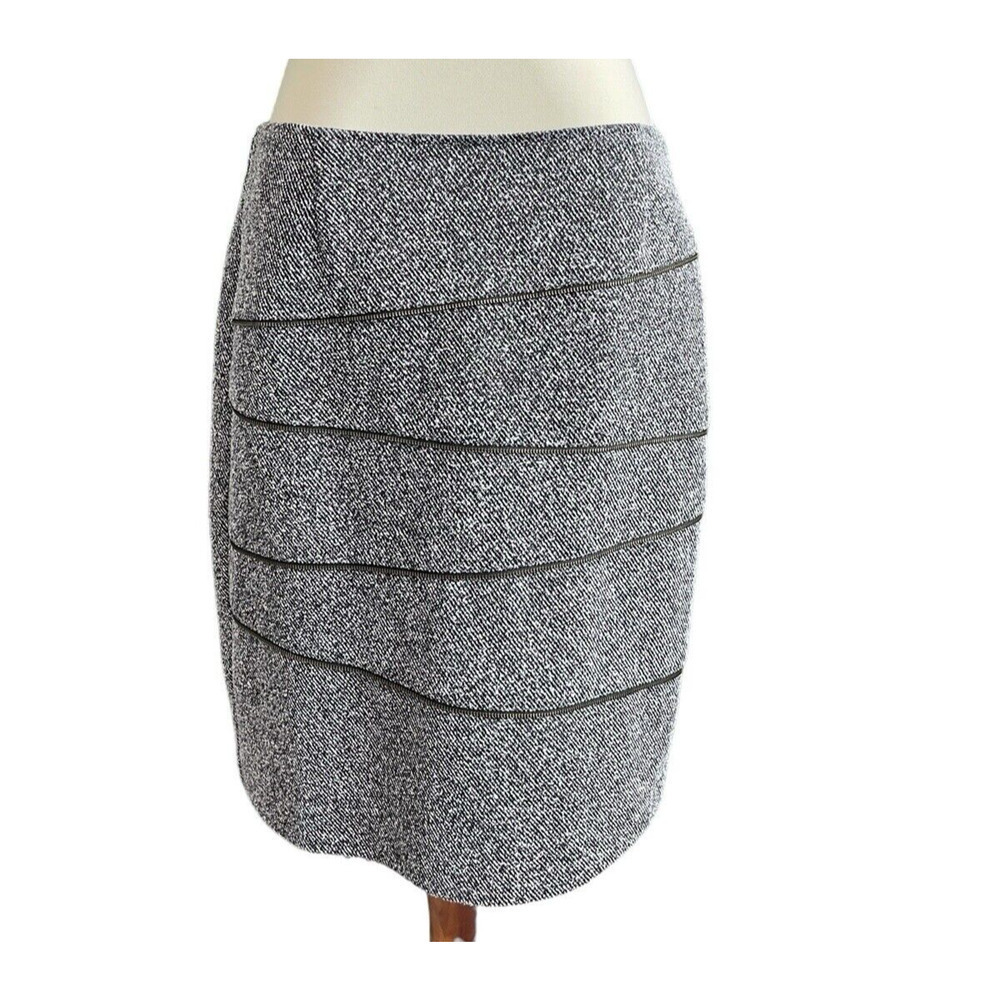 Tribal Pencil Skirt Women Size 8 Gray and Black Zipper Accents
